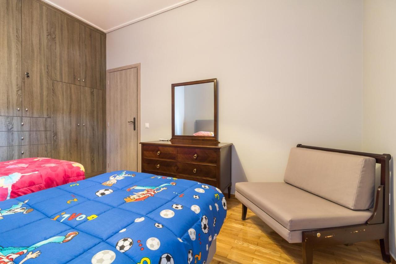 Comfortable And Spacious 2 Bdr Apt Athens Exterior photo